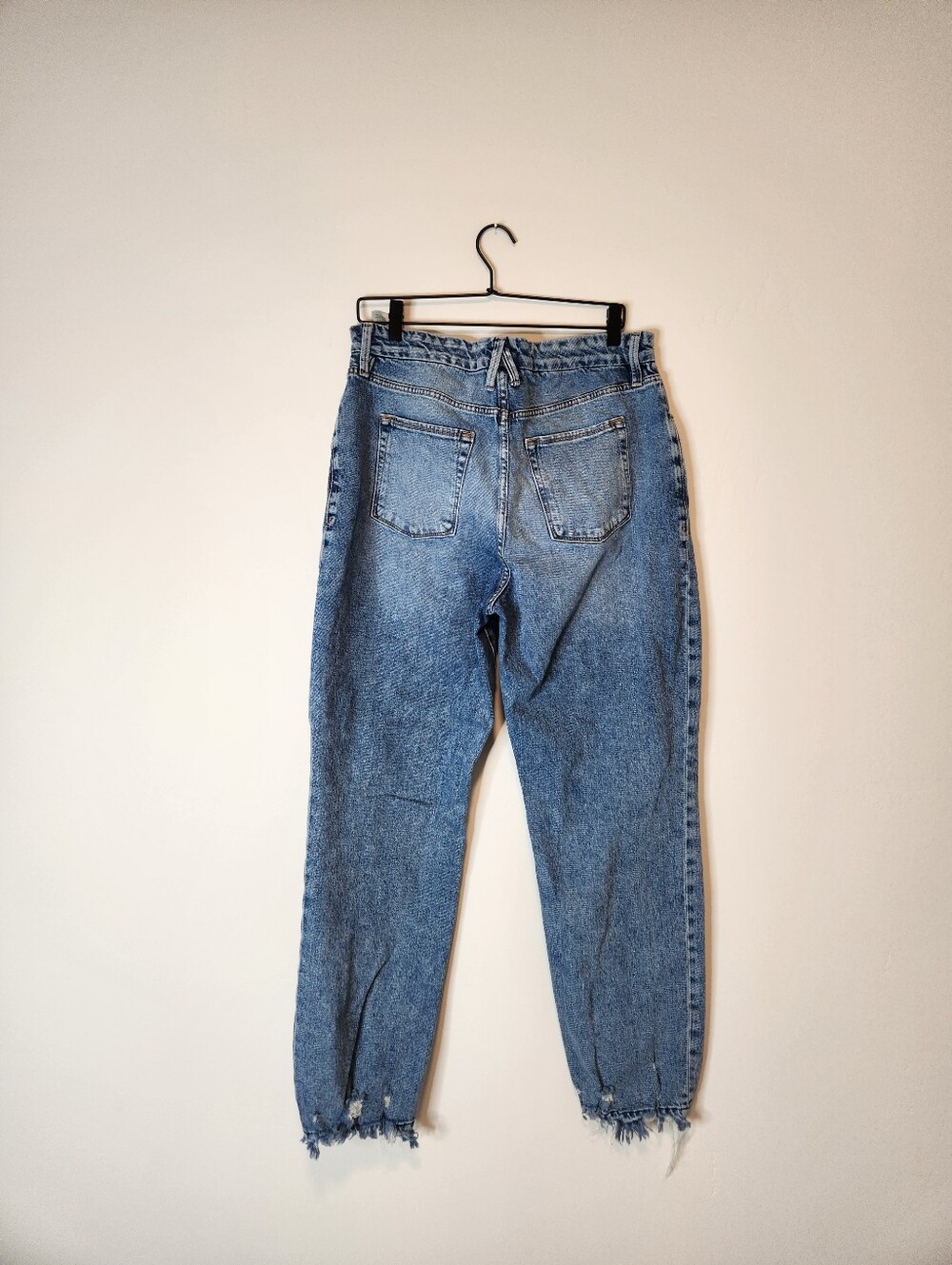 Good American Good Boy Straight Jeans Size 14/32 - Picture 3 of 8
